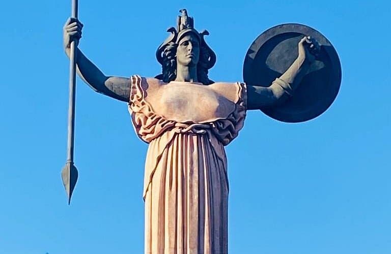 Minerva preview: course covers and resource cards